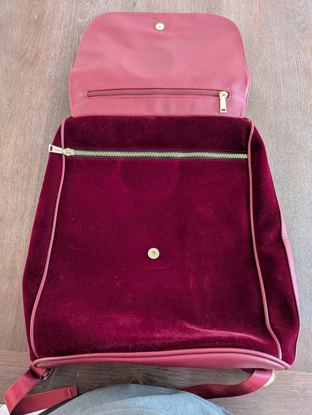 Tote & Carry Velvet Vegan Leather Backpack Bag Burgundy